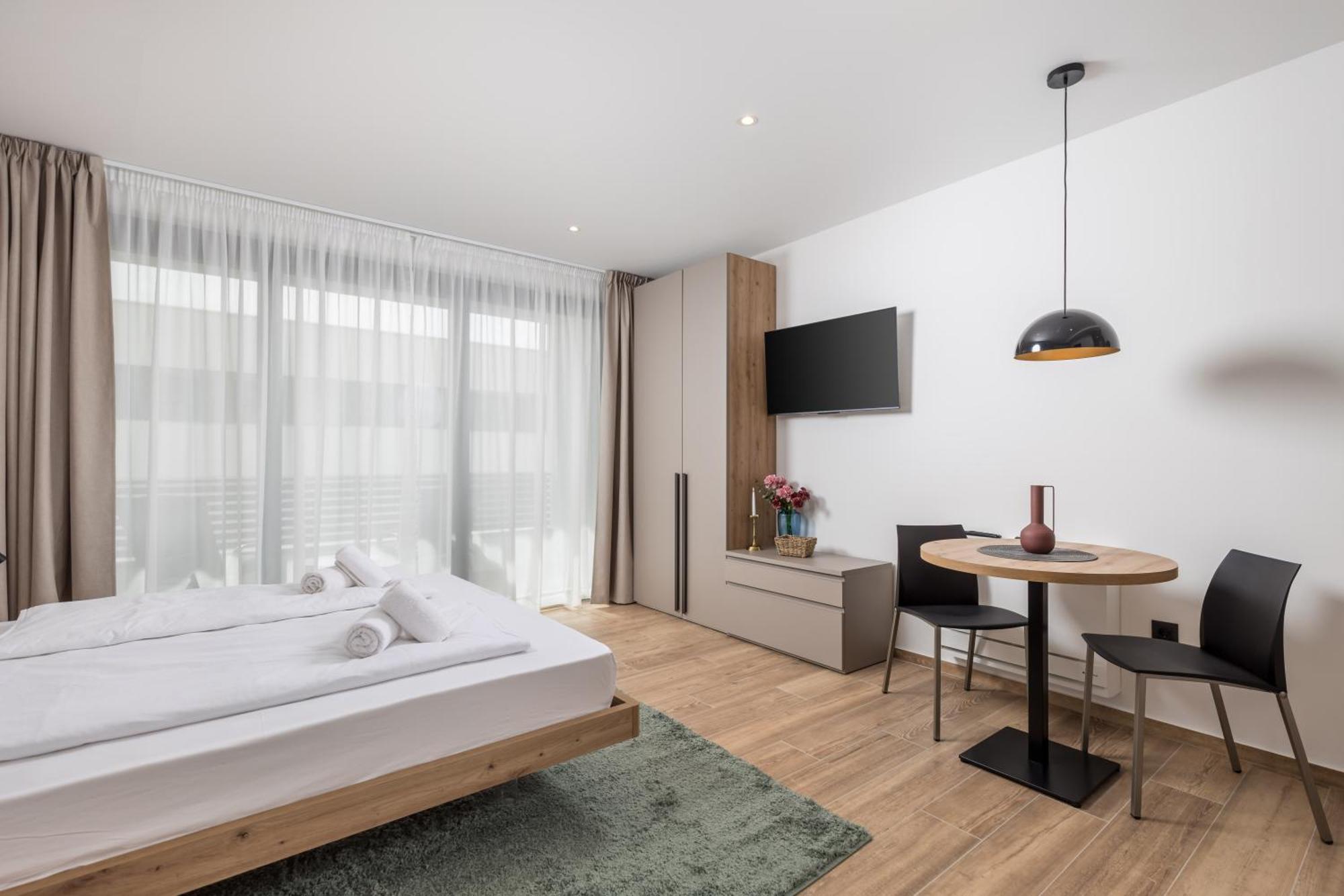 Belinda With Balcony & Private Parking Apartman Opatija